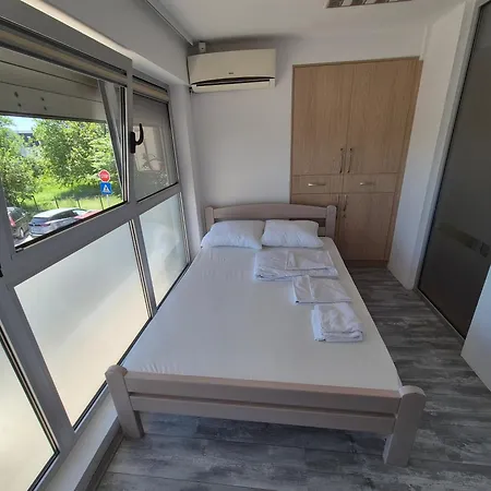 Hostel Adriamont - & Coworking *